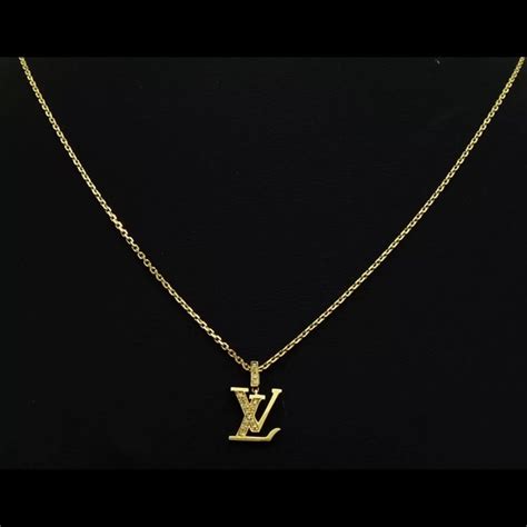 louis vuitton letter necklace n|louis vuitton monogram necklace.